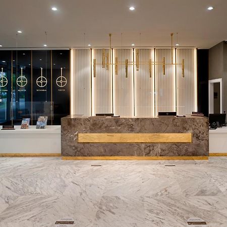 Limak Skopje Luxury Hotel Zewnętrze zdjęcie Lobby