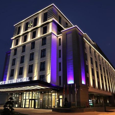 Limak Skopje Luxury Hotel Zewnętrze zdjęcie Mercure Baku