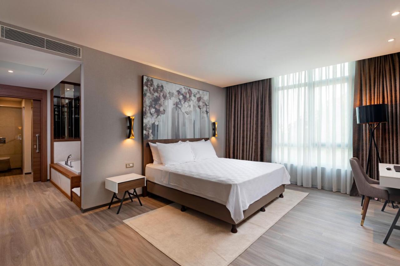 Limak Skopje Luxury Hotel Zewnętrze zdjęcie Deluxe Room