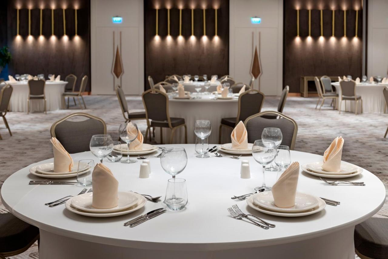 Limak Skopje Luxury Hotel Zewnętrze zdjęcie Banquet hall